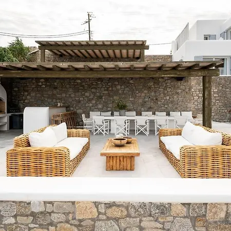 Villa Nafsithoi, Agios Lazaros